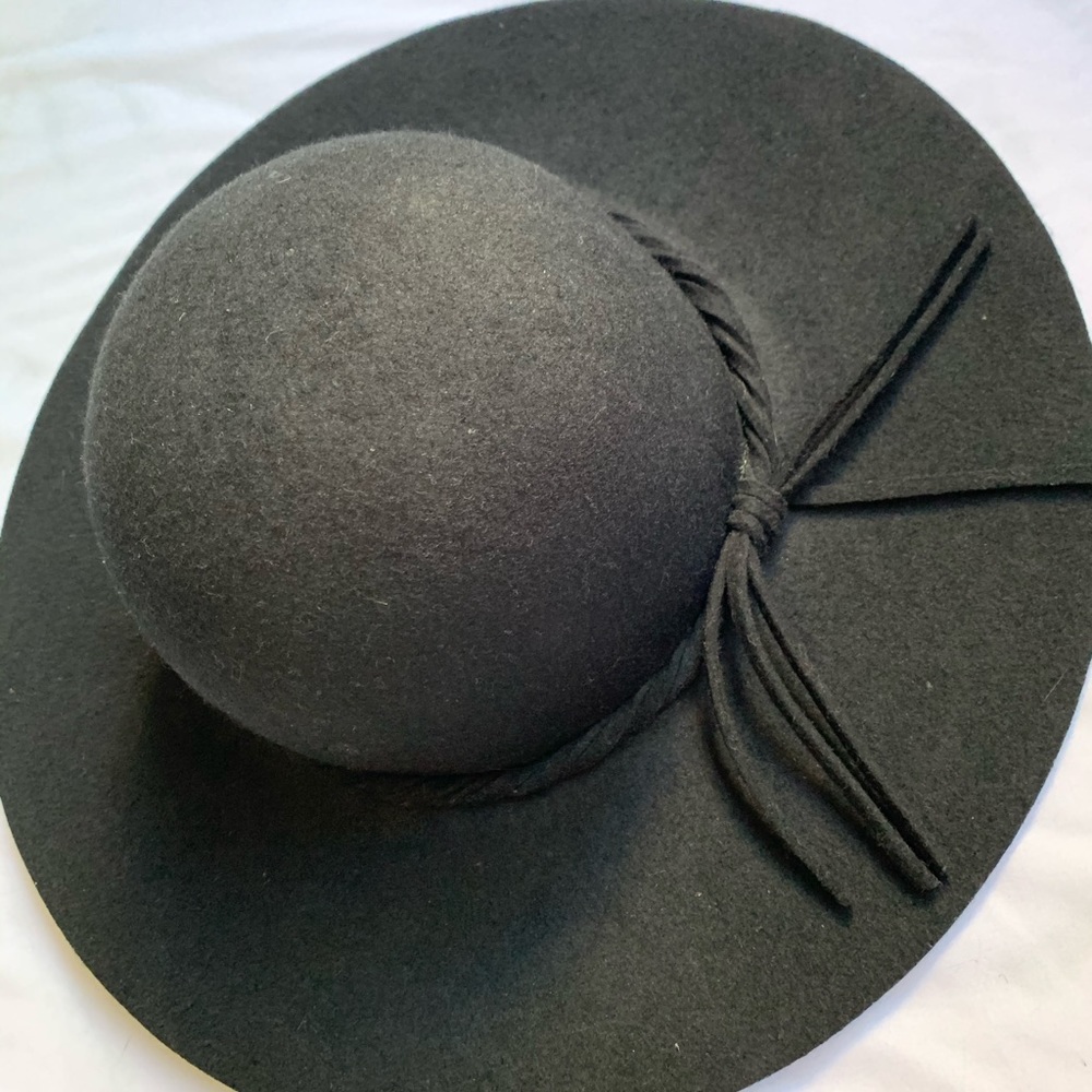 Black Wool Hat - image 2